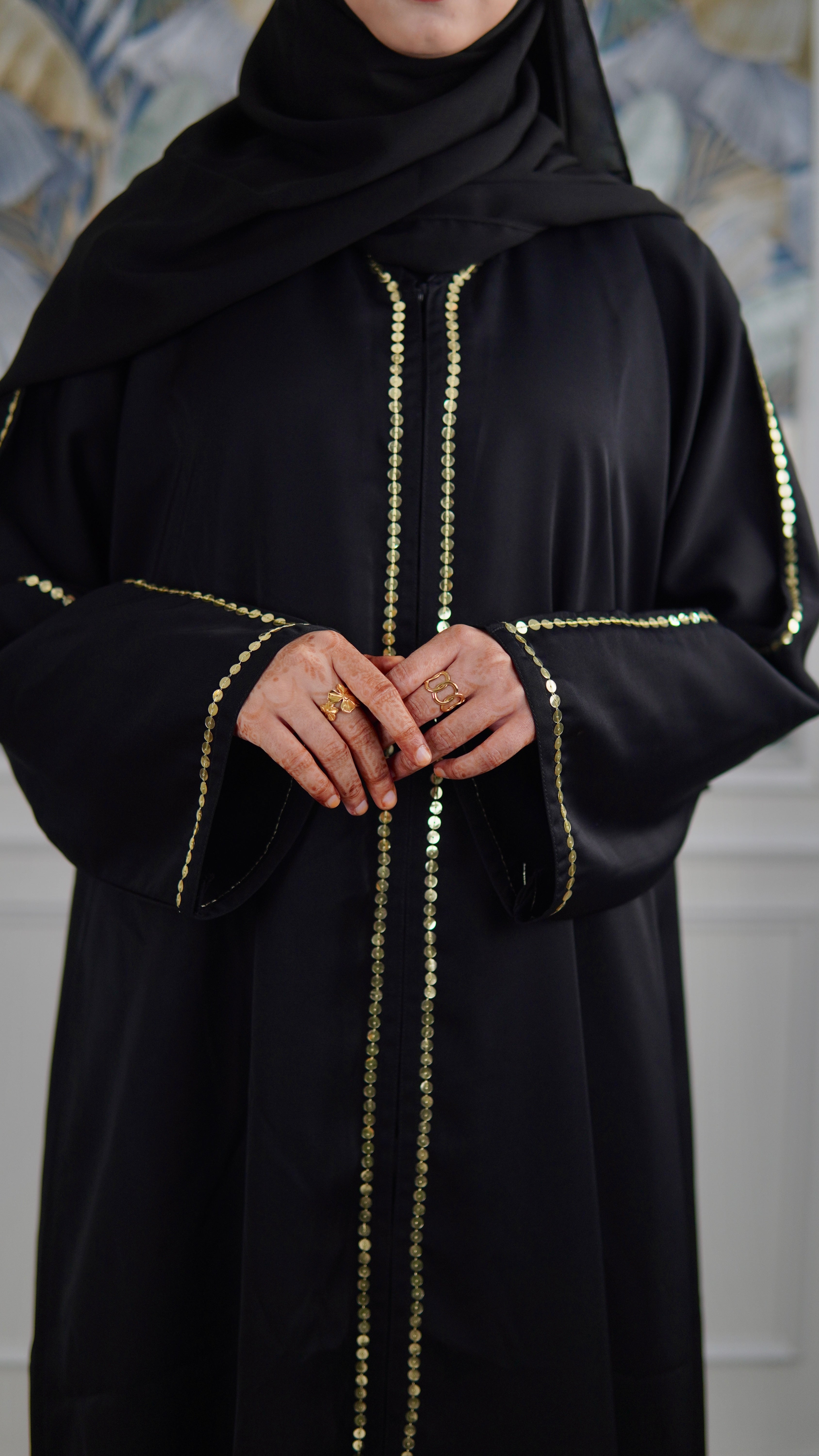 Alana Abaya [Ships within 10 Hours]