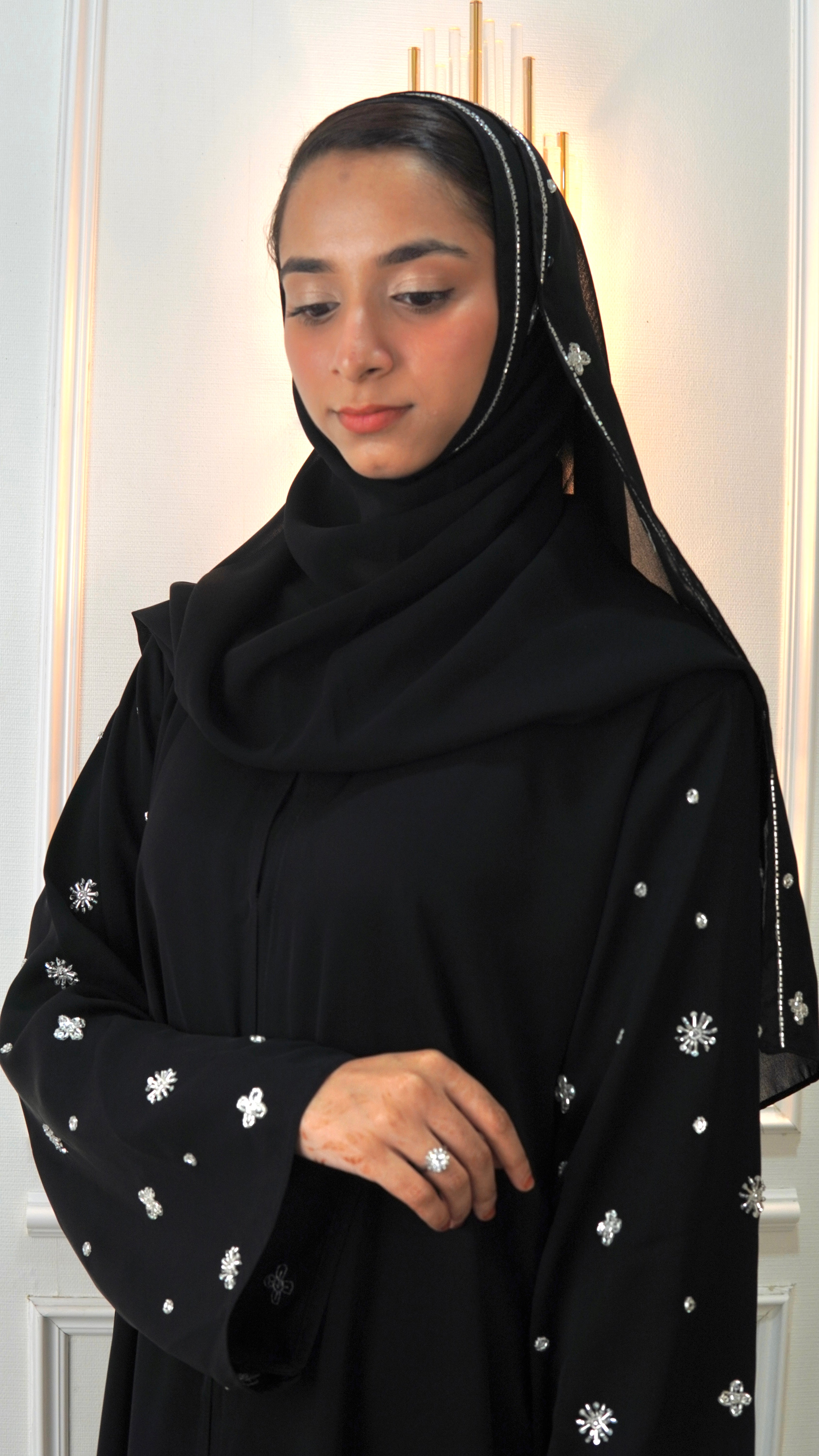 Tara Black Abaya