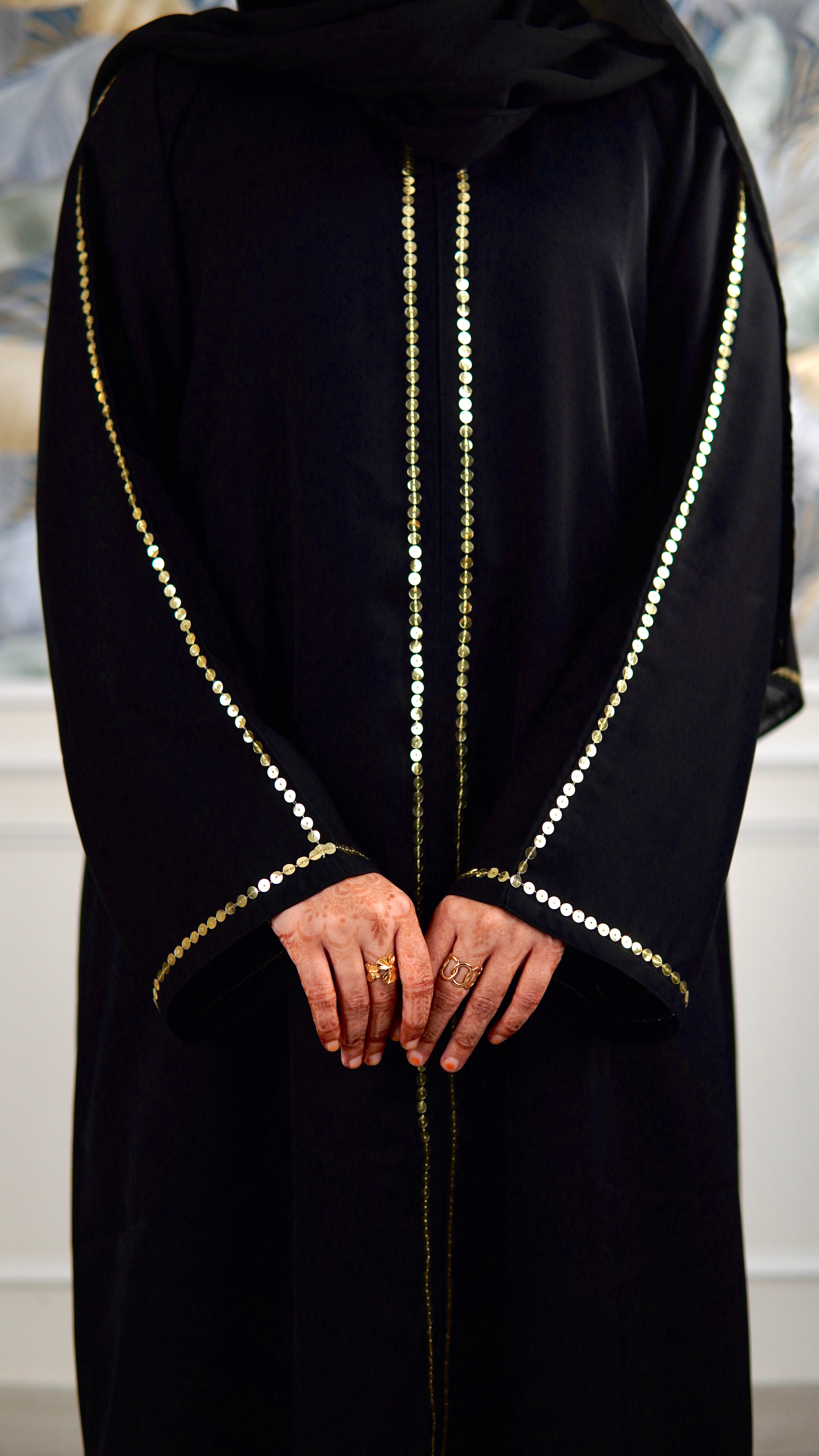 Alana Abaya [Ships within 10 Hours]
