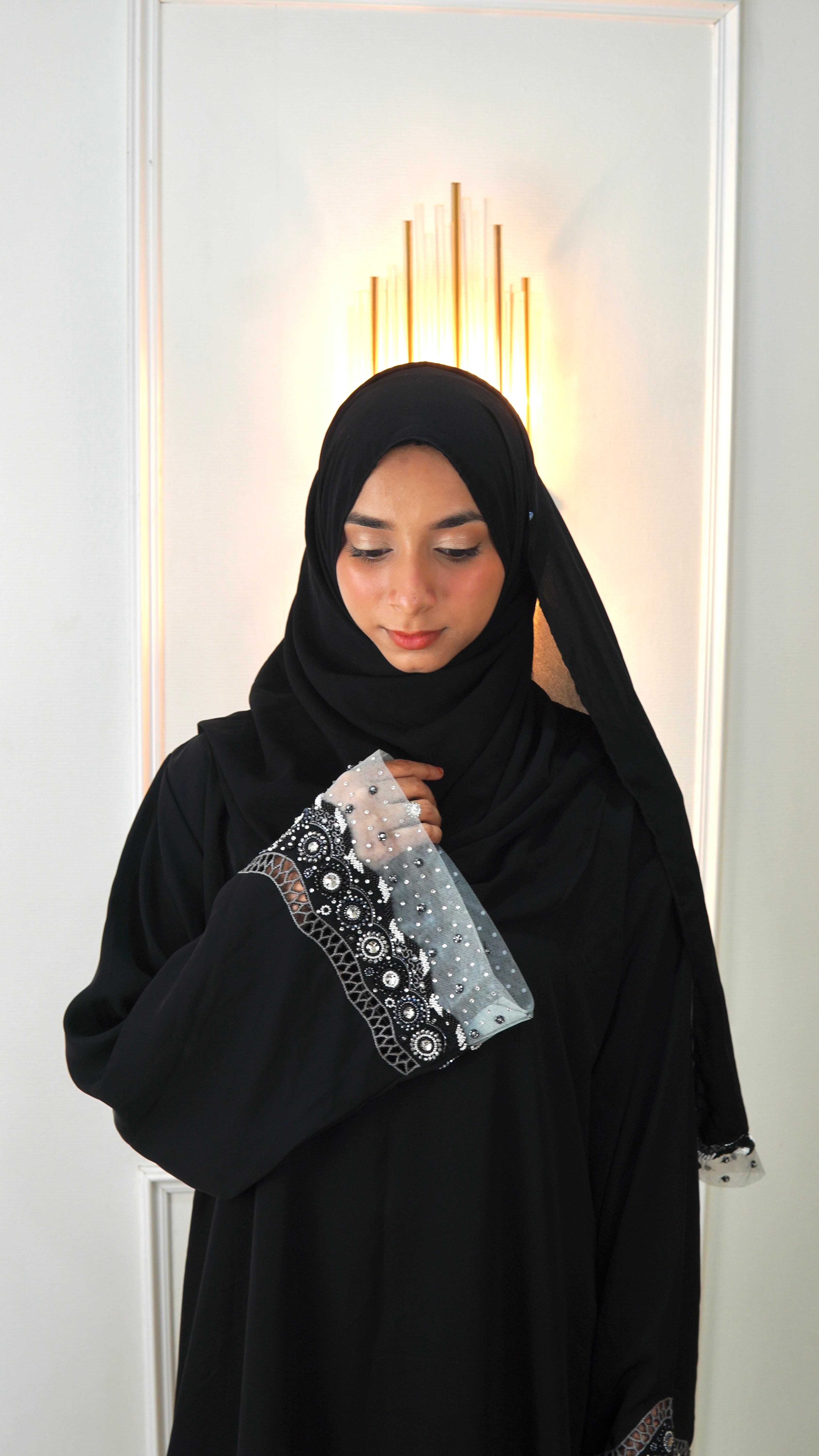 Mahnoor Luxe Abaya