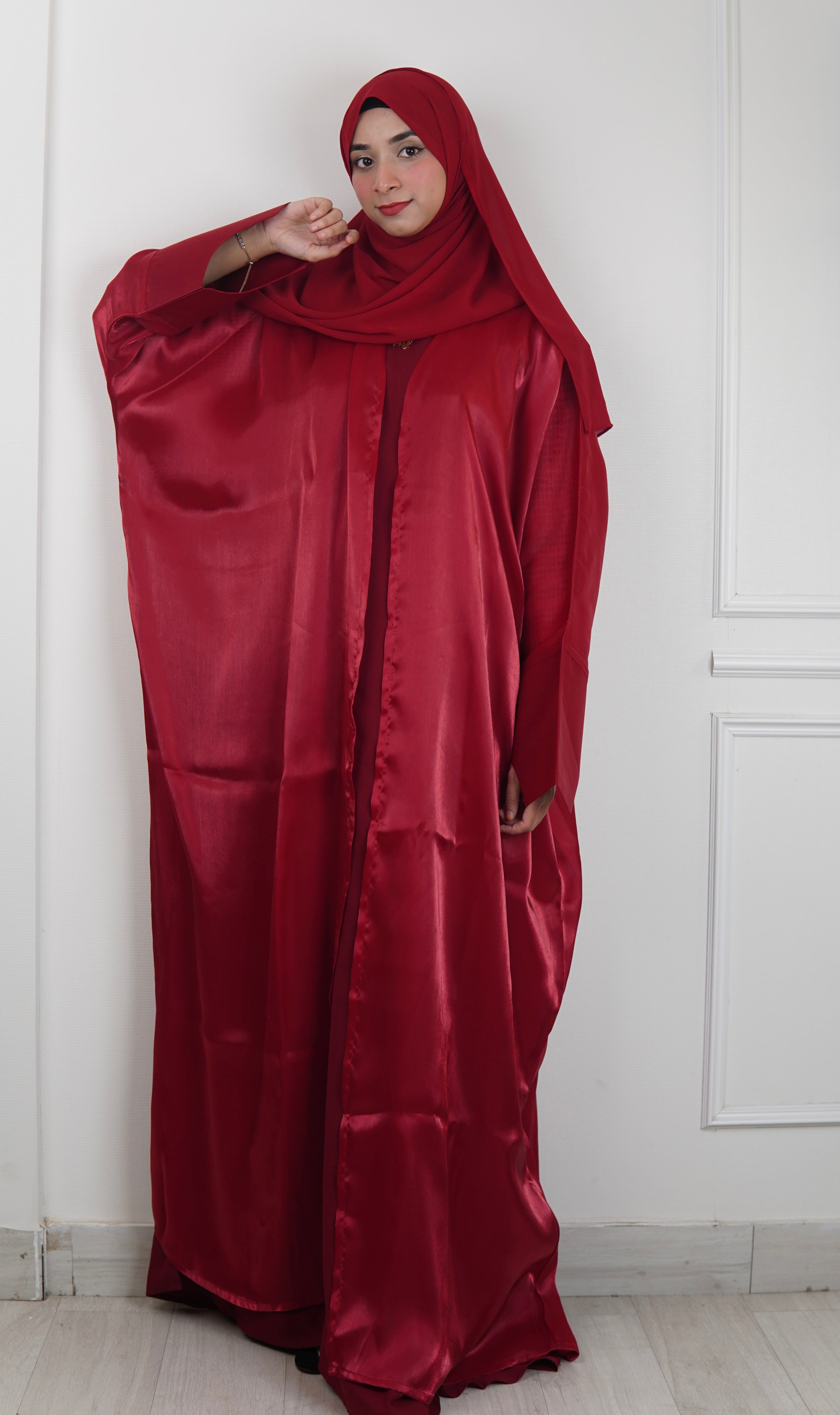maroon shurg Abaya. [includes inner& Hijab]