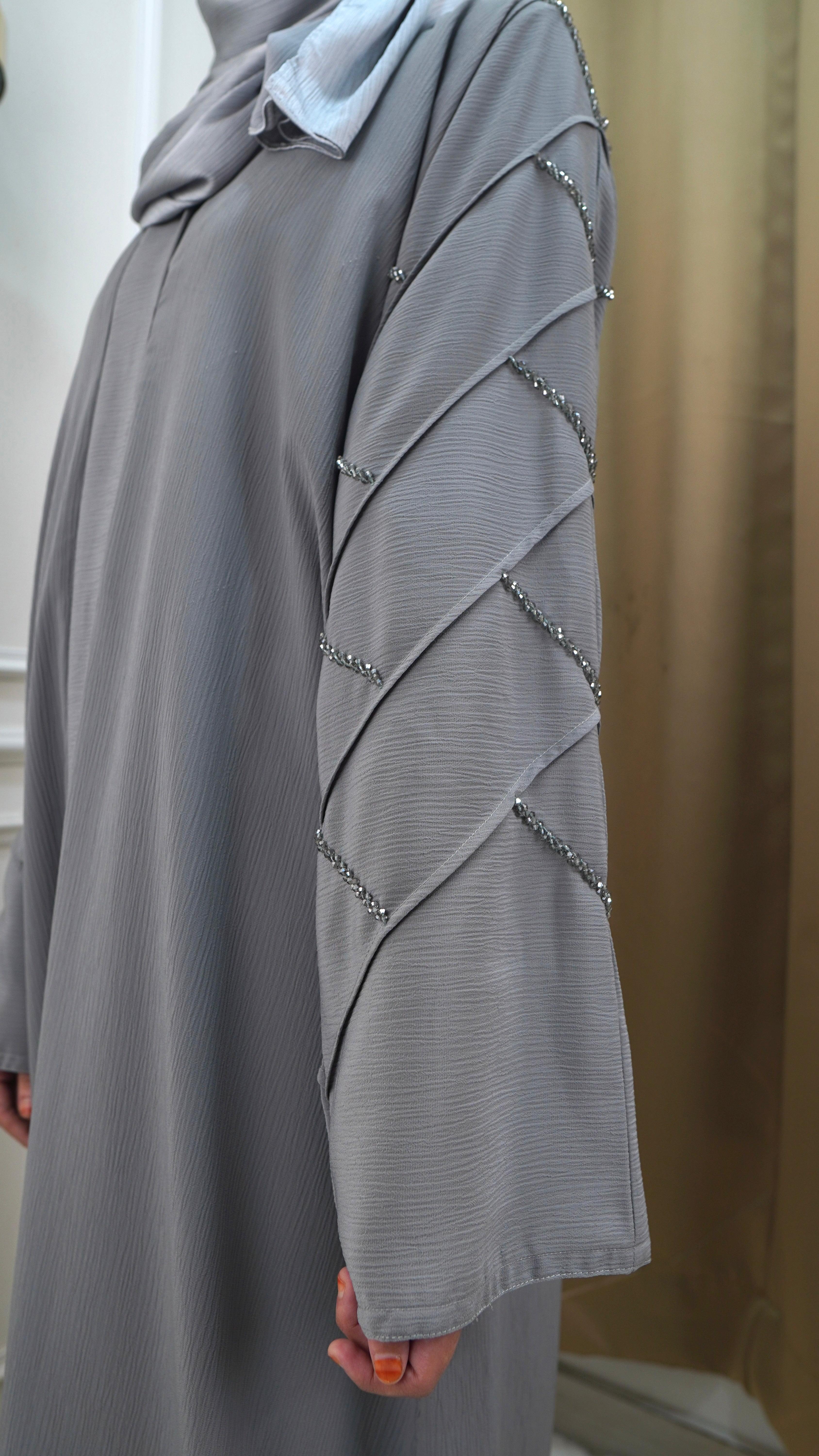 Lumeen Grey Abaya (Dispatches in 5-6 days)