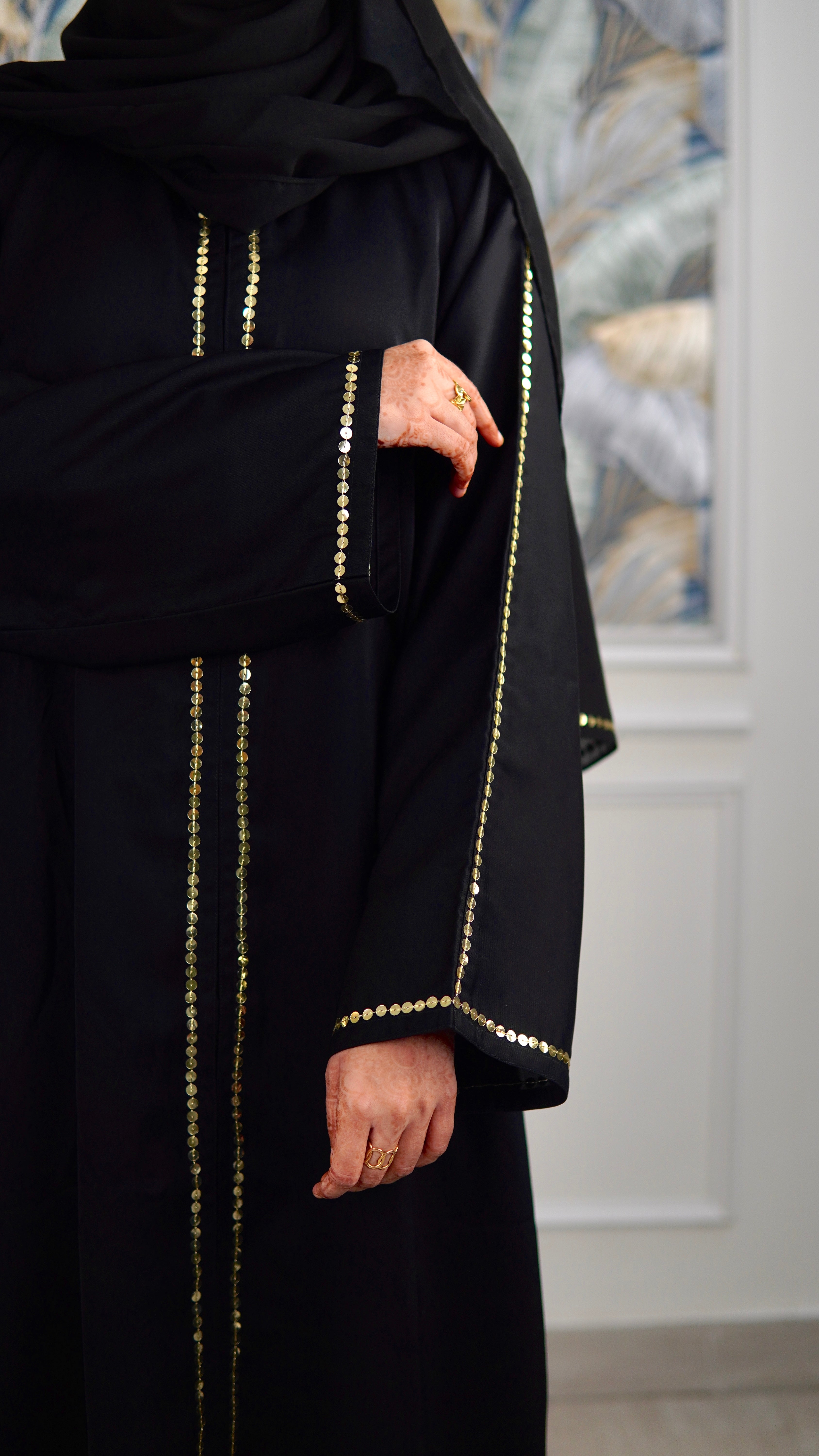 Alana Abaya [Ships within 10 Hours]