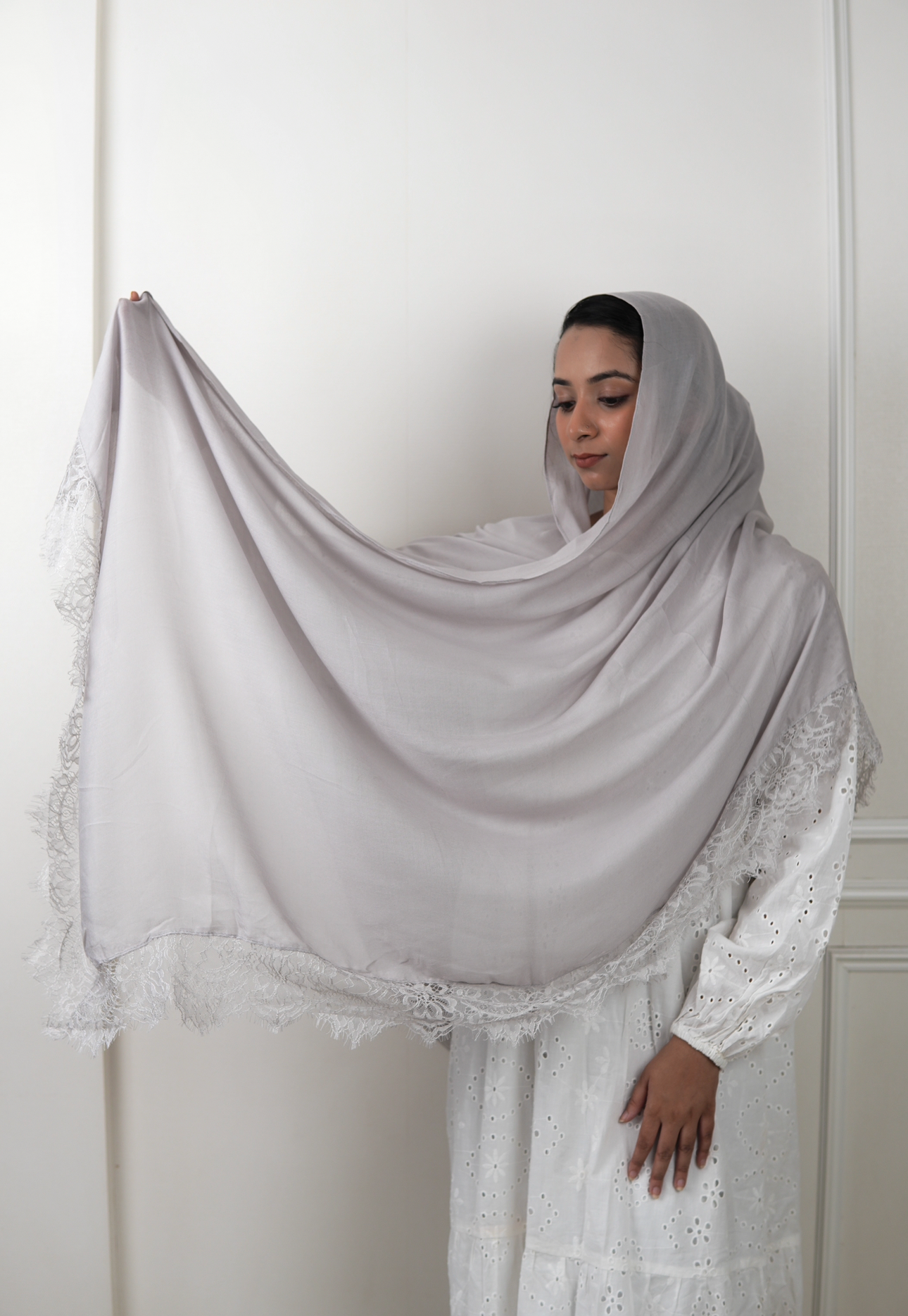 Light grey - Lace Modal Hijab