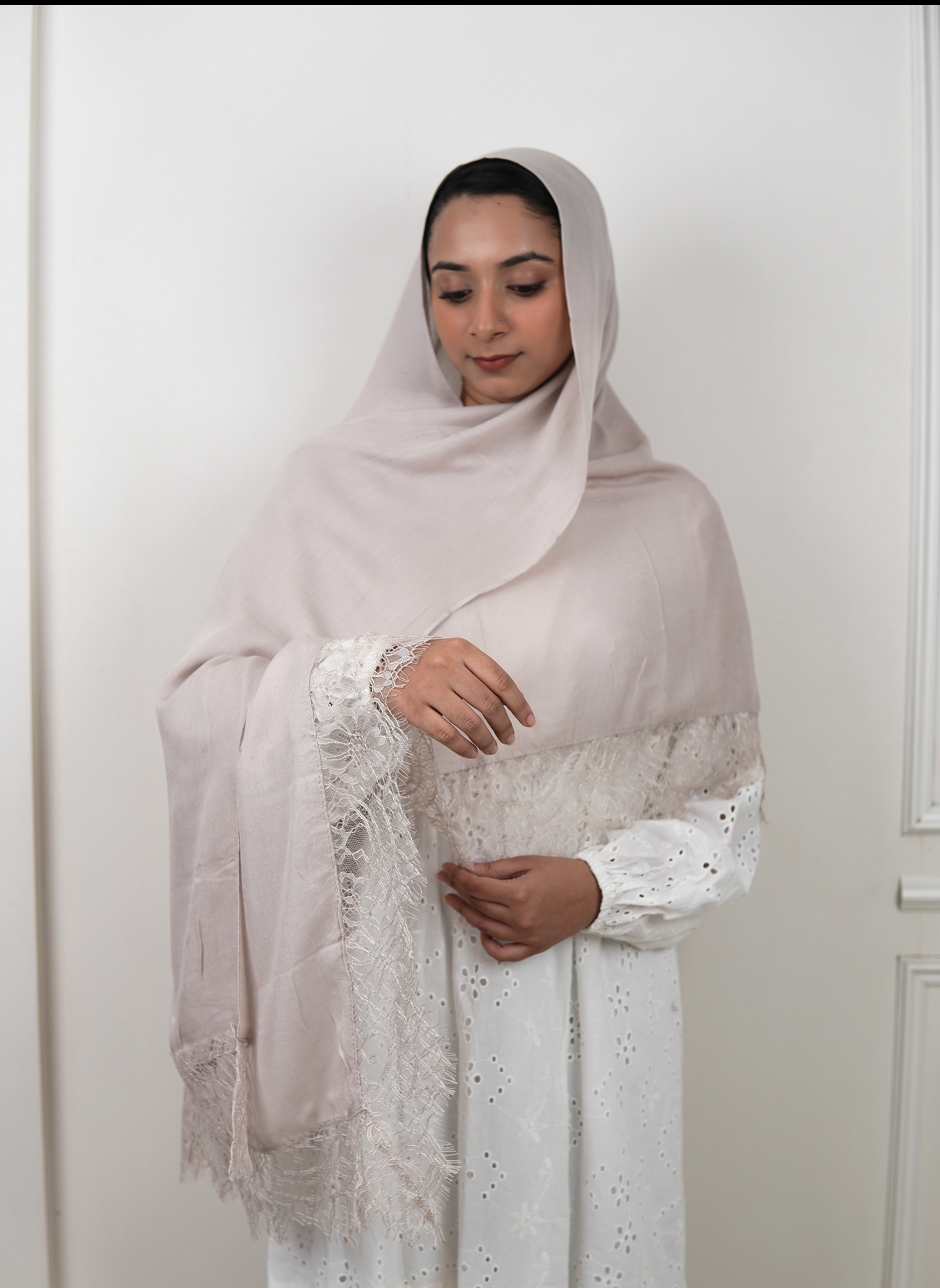 Nude Beige - Lace Modal Hijab