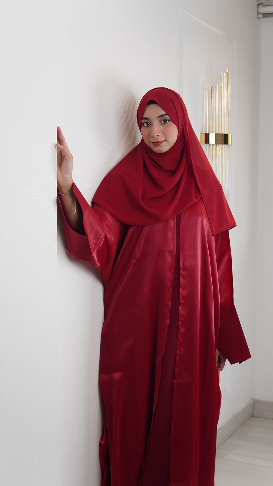 maroon shurg Abaya. [includes inner& Hijab]