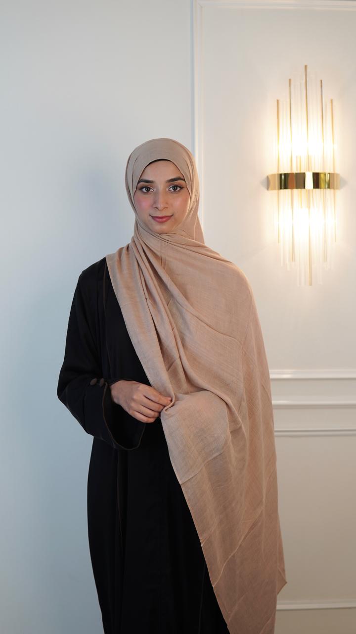 desert sand: modal hijab.